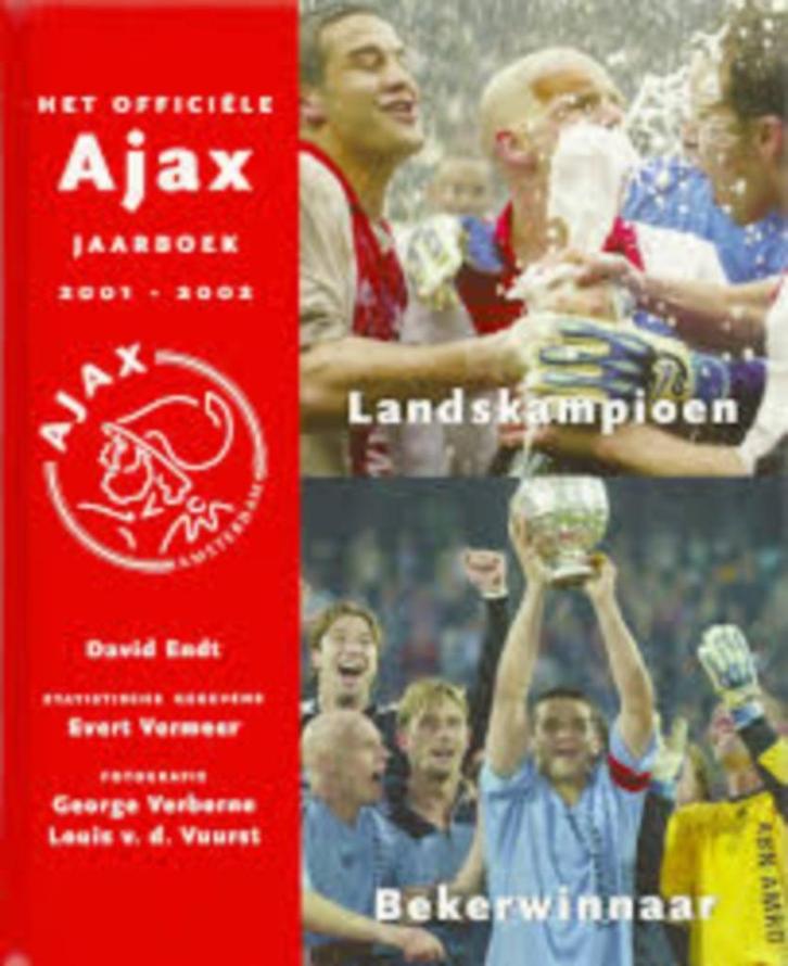 Het officiële Ajax jaarboek 2001-2002, Boeken, Sportboeken, Zo goed als nieuw, Balsport, Ophalen of Verzenden