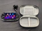 Ps Vita 1000 Modded + SD kaart, hoes en oplader, Ophalen of Verzenden, Zo goed als nieuw, Zwart