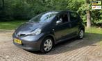 Toyota Aygo 5 deurs airco Nieuwe APK inruil is mogelijk, Voorwielaandrijving, Gebruikt, 4 stoelen, 68 pk