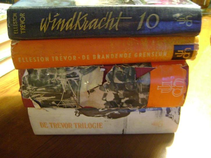ELLESTON TREVOR boeken (3x), Boeken, Romans, Gelezen, Ophalen of Verzenden