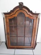 Antieke vitrinekast.  Begin 1900, Antiek en Kunst, Ophalen
