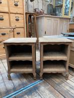 Twee Franse open kastjes nachtkastjes Queen Anne style, Ophalen