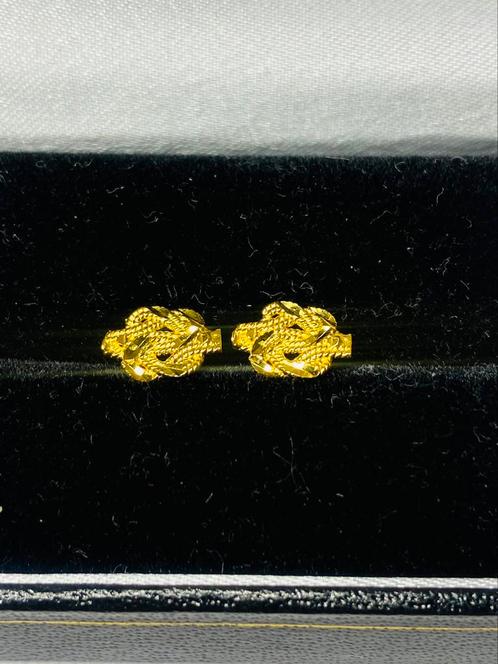 Gouden oorbellen - mattenkloppers - 14 karaat, Sieraden, Tassen en Uiterlijk, Oorbellen, Zo goed als nieuw, Goud, Ophalen of Verzenden
