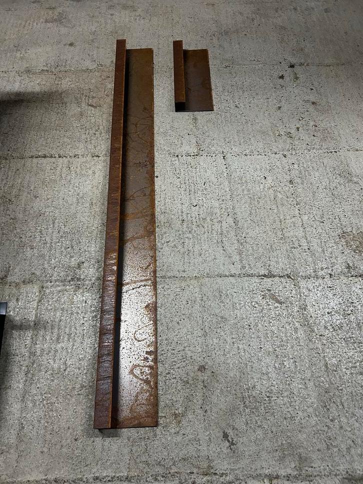 Cortenstaal Afdekkap 199x6cm, 20cm hoog, Doe-het-zelf en Verbouw, Metalen, Nieuw, IJzer, Ophalen of Verzenden