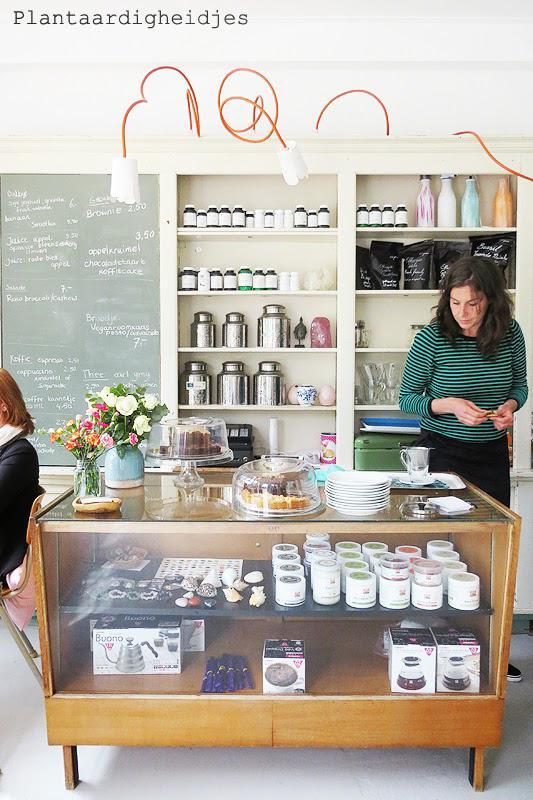 Vitrine / toonbank -uniek exemplaar, brocant, stoer, elegant, Huis en Inrichting, Kasten | Vitrinekasten, Zo goed als nieuw, Minder dan 100 cm