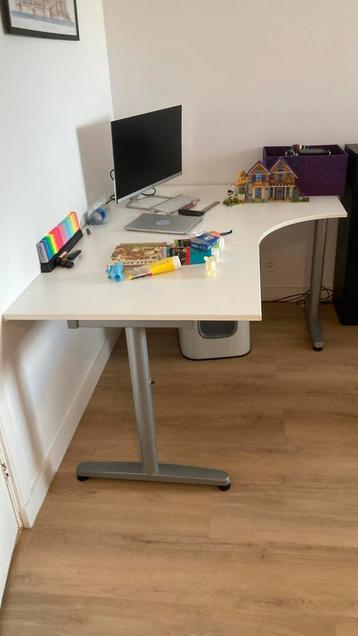 Ikea hoekbureau galant wit beschikbaar voor biedingen