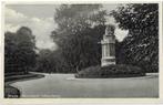 AK Breda - Monument in Valkenberg, Verzenden, 1940 tot 1960, Ongelopen, Noord-Brabant