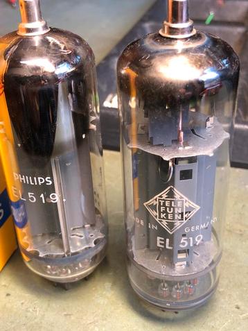 2 x EL519 NOS 1 Telefunken en 1 Philips in doos beschikbaar voor biedingen