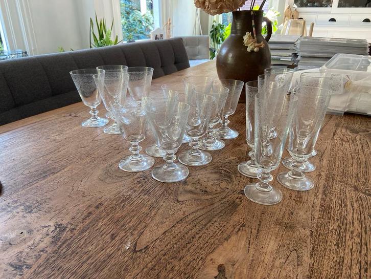 Compleet glasservies: Champagne, wijn, Huis en Inrichting, Keuken | Servies, Nieuw, Overige stijlen, Glas, Ophalen of Verzenden