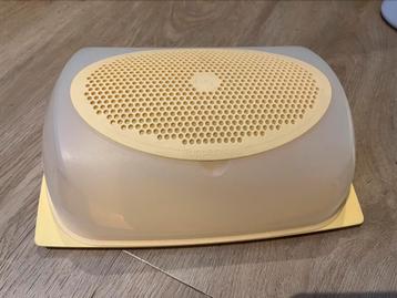 Tupperware van alles beschikbaar voor biedingen