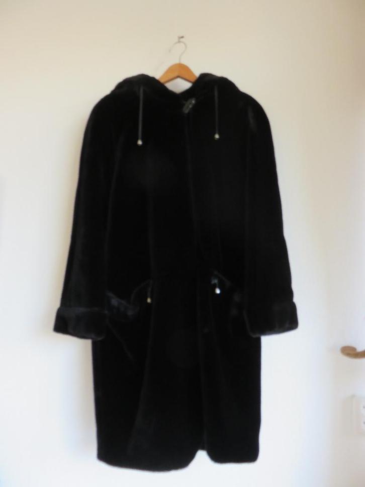 Zwarte imitatie bontjas Meddens Petite Mademoiselle maat 38, Kleding | Dames, Jassen | Winter, Zo goed als nieuw, Maat 38/40 (M)