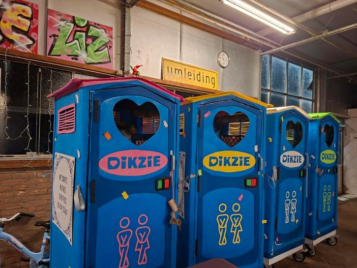 Carnaval Dixie's - Uniek en feestelijk!, Hobby en Vrije tijd, Feestartikelen, Zo goed als nieuw, Carnaval, Ophalen