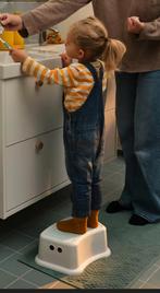 Anti slip opstapje Ikea kinderen toillettrainer, Kinderen en Baby's, Ophalen, Zo goed als nieuw