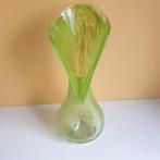 Glazen design vaas met deuk & groen vlek patroon 2204, Minder dan 50 cm, Groen, Glas, Ophalen of Verzenden