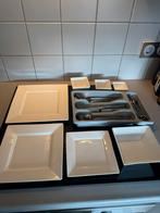 Conplete servies set met bestek + extra kommetjes, Ophalen, Overige stijlen, Bord(en)