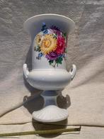 Meissen Urn Vaas met Bloemmotief, Ophalen of Verzenden