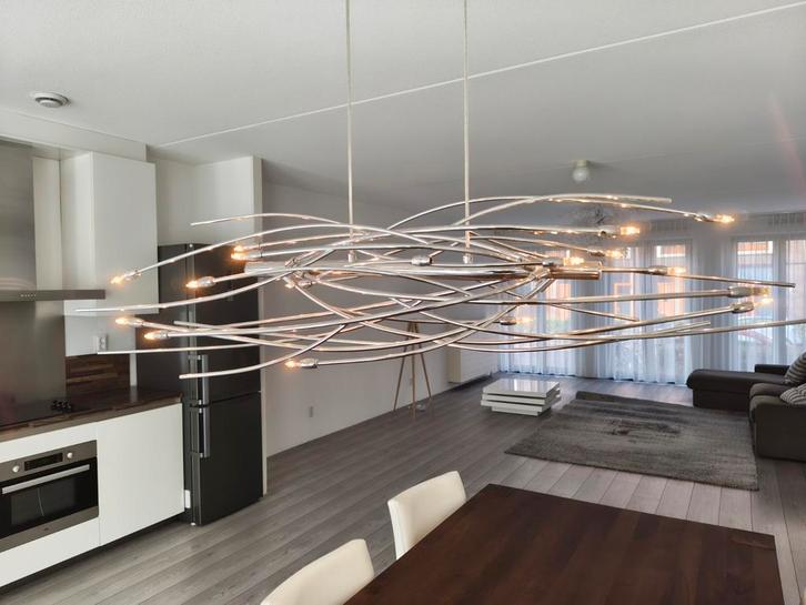 Twee design lampen: Goossens Wonen & ArenaBoulevard, Huis en Inrichting, Lampen | Hanglampen, Gebruikt, 75 cm of meer, Metaal