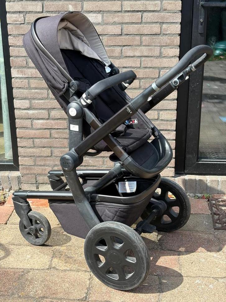 Joolz day 2 all black, Kinderen en Baby's, Kinderwagens en Combinaties, Gebruikt, Kinderwagen, Overige merken, Met reiswieg, Verstelbare duwstang