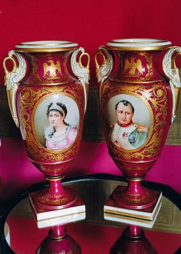 19 eeuw porselein vazen Napoleon en Josephine, Frankrijk  beschikbaar voor biedingen