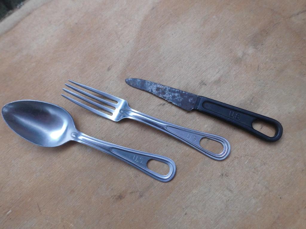 = Amerikaanse Bestek Set Utensils Lepel, Vork & Mes US =, Verzamelen, Militaria | Tweede Wereldoorlog, Ophalen of Verzenden, Amerika