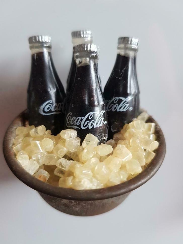 Coca Cola flesjes vintage koelkastmagneetje, Verzamelen, Merken en Reclamevoorwerpen, Gebruiksvoorwerp, Ophalen of Verzenden