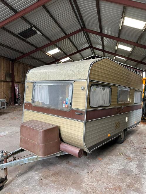 Caravan/festival/Vintage sleurhut met karakter te koop, Caravans en Kamperen, Caravans, Particulier, tot en met 3, 1000 - 1250 kg