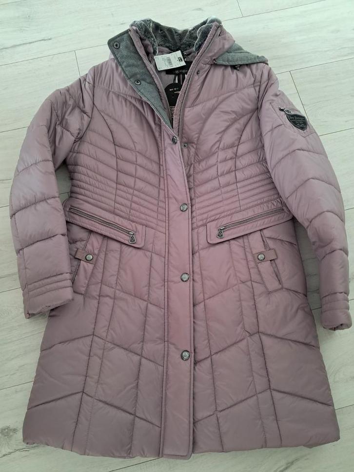 Prachtige Junge  winterjas Nieuw met kaartjes maat 38, Kleding | Dames, Jassen | Winter, Nieuw, Maat 38/40 (M), Roze, Ophalen of Verzenden