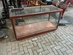 Oude Toonbank Vitrine - Prachtig Exemplaar!, Huis en Inrichting, Kasten | Vitrinekasten, Met plank(en), Gebruikt, 100 tot 150 cm