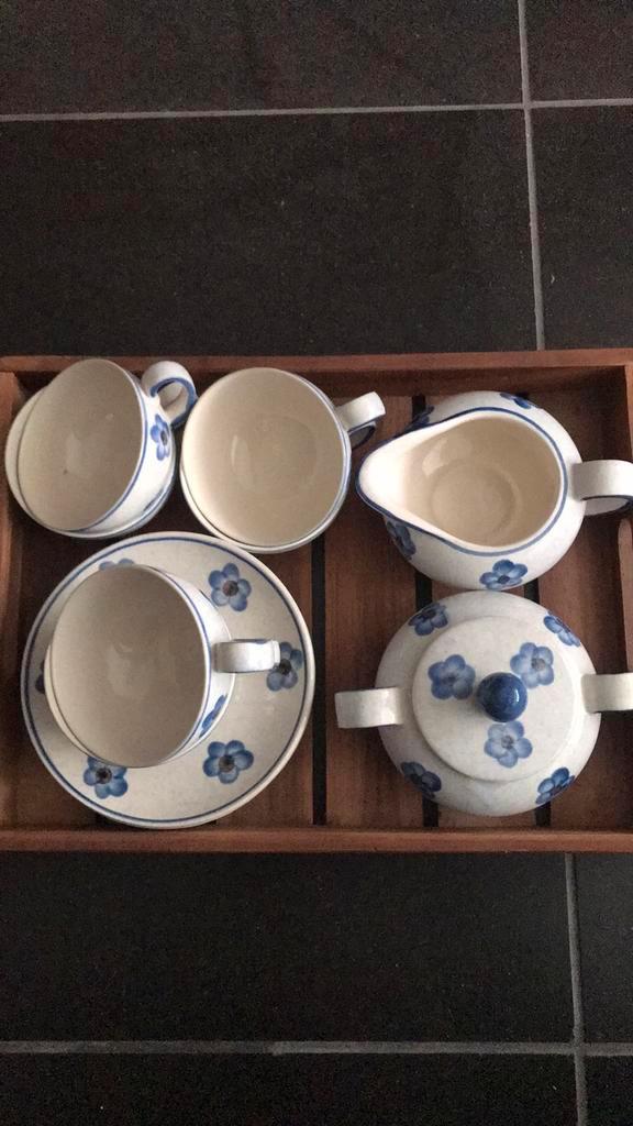 Brocante theeservies blauw-wit, Antiek en Kunst, Antiek | Servies compleet, Ophalen of Verzenden
