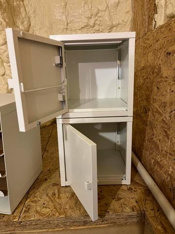 Opberg kastje bureau/ Lockerkast - 2 Compartimenten beschikbaar voor biedingen