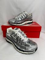 Nike p6000 silver metalic (maat 38), Kleding | Heren, Overige kleuren, Nieuw, Ophalen of Verzenden, Nike