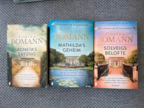 Corina Bomann - De vrouwen van de Leeuwenhof, Boeken, Romans, Gelezen, Europa overig, Ophalen of Verzenden