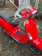 Vespa Sprint rood, Ophalen, Zo goed als nieuw