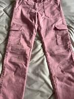 Rose lang broek met zakken erop maar 146, Ophalen of Verzenden, Zo goed als nieuw, Meisje, Broek