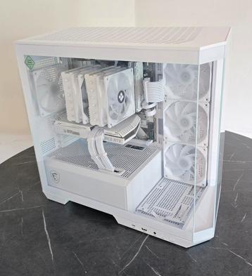 Wit Gaming PC | AMD Ryzen 7 7700 / RTX 3070 / DDR5 beschikbaar voor biedingen