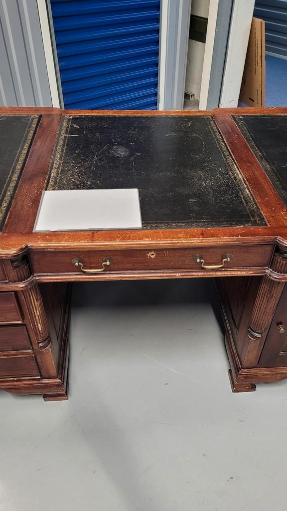 Antiek Bureau met Lederen Inleg, Huis en Inrichting, Bureaus, Gebruikt, Bureau, Ophalen of Verzenden