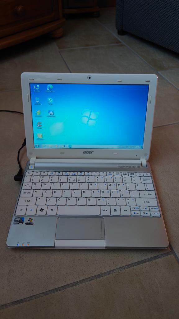 Acer Aspire D270 minilaptop - 2GB - 320GB - HDMI - Win7, Computers en Software, Windows Laptops, Gebruikt, 10 inch of minder, HDD