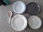 ONTBIJTBORDJES, SOEPBORDEN EN LEPELHOUDER, Huis en Inrichting, Keuken | Servies, Gebruikt, Ophalen of Verzenden, Bord(en), Overige stijlen