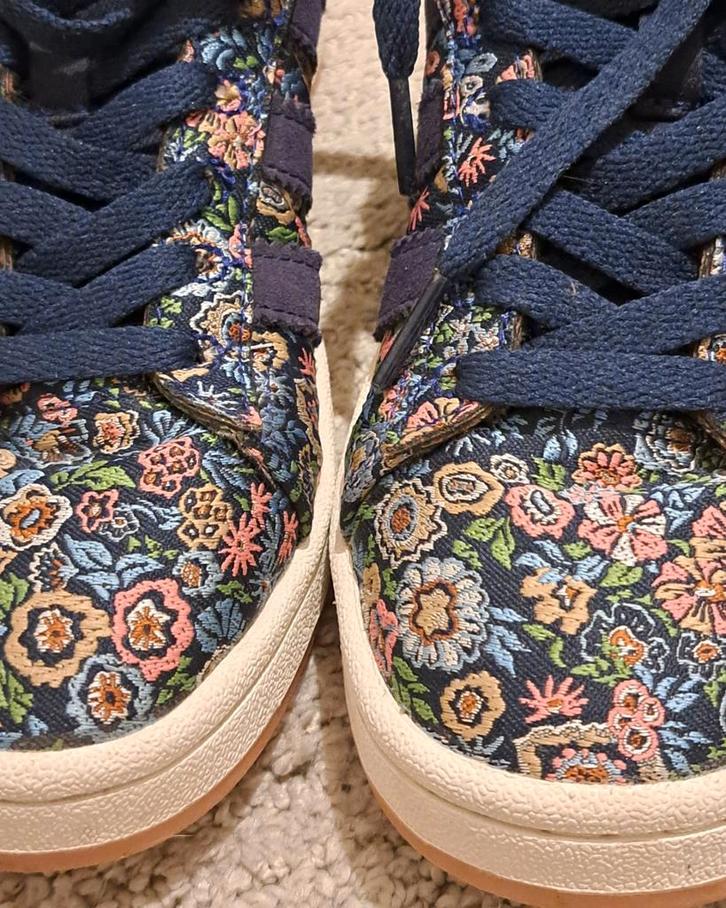 Adidas campus Liberty donker blauw maat 36, Kleding | Dames, Schoenen, Zo goed als nieuw, Sneakers of Gympen, Blauw, Ophalen of Verzenden