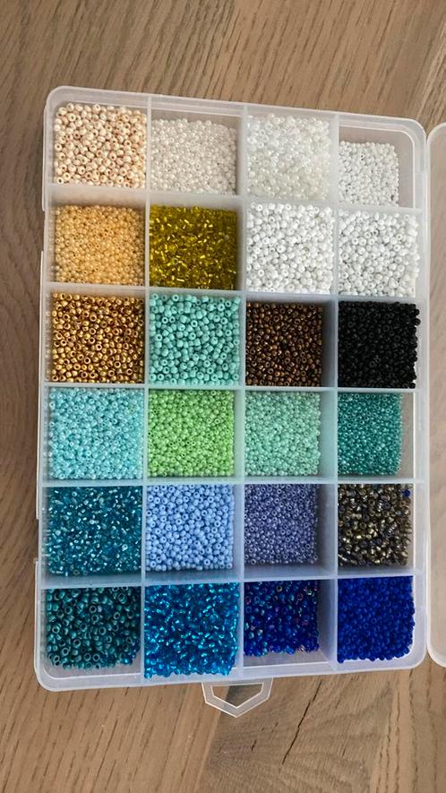Sorteerbak met kralen, Hobby en Vrije tijd, Kralen en Sieraden maken, Nieuw, Kraal, Ophalen of Verzenden