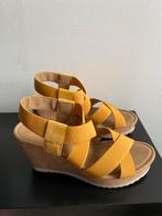 Nieuwe Gabor sandalen 38,5, Geel, Gabor, Zo goed als nieuw, Sandalen of Muiltjes