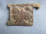 Middeleeuwen - ornament - ca. 1400 jaar oud - bodemvondst, Ophalen of Verzenden, Brons