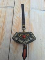 Tibetaanse Ga'u Vrouwenportemonnee/Amulet, Antiek en Kunst, Ophalen of Verzenden, Dames, Tibetaans