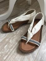 Wit met grijze sandalen van Dolcis. Maat 37. Nieuw!, Dolcis, Verzenden, Wit, Nieuw