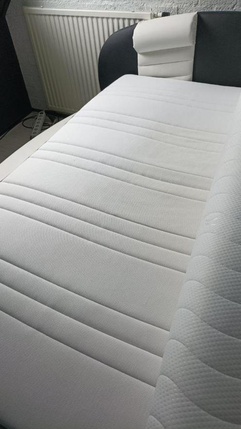 Hovag (nu Valevag) Matras 200x140 met topmatras, Huis en Inrichting, Slaapkamer | Matrassen en Bedbodems, Gebruikt, Matras, 140 cm