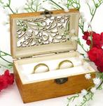 Zeer mooie houten bloemen trouwring doosje., Ophalen of Verzenden, Nieuw, Versiering, Geboorte of Huwelijk