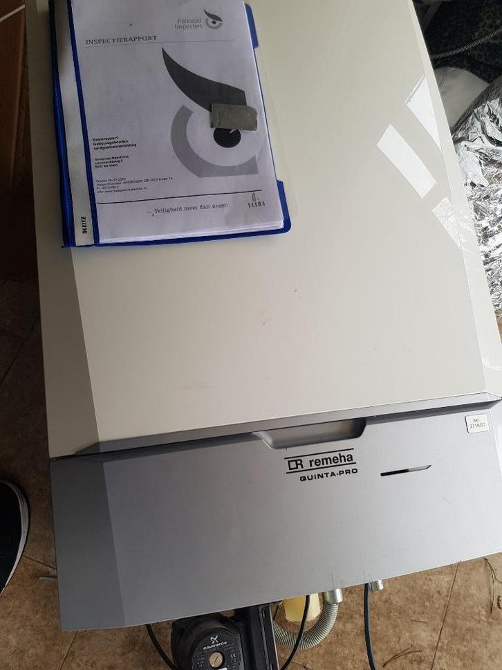 2x  remeha quinta pro  110  met uitvoerig inspectierapport, Doe-het-zelf en Verbouw, Verwarming en Radiatoren, Zo goed als nieuw