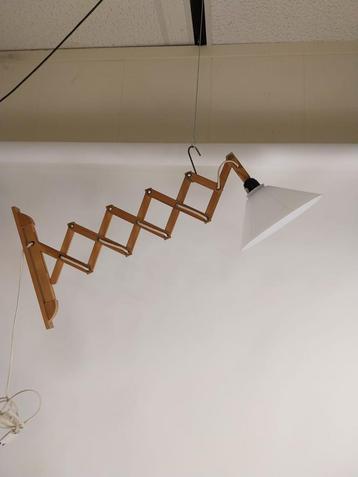 2x Schaarlamp beschikbaar voor biedingen