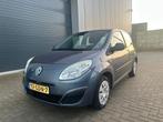 Renault Twingo 1.2i Authentique AIRCO NAP APK, Voorwielaandrijving, Gebruikt, 4 cilinders, Metallic lak