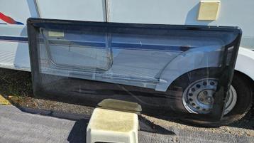 Caravan raam VOOR CARAVAN 66,5X153 CM beschikbaar voor biedingen